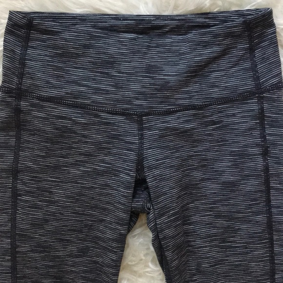 Athleta black & gray space dyed cropped leggings - Picture 4 of 8